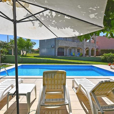 Double Room With Pool 2261 Medulin Buitenkant foto